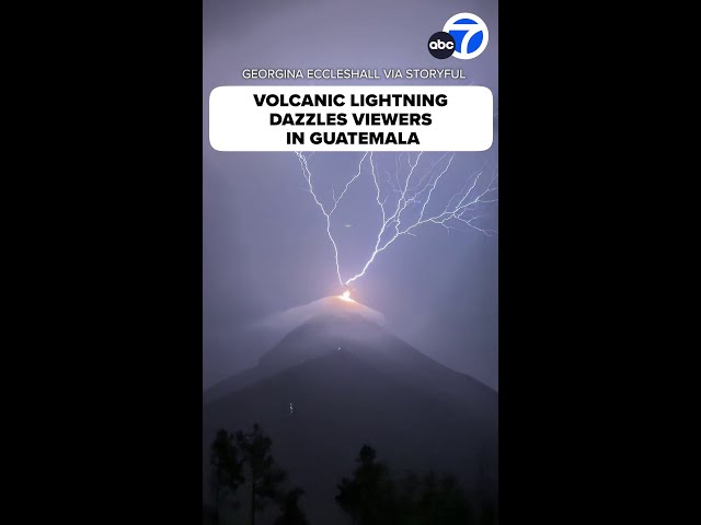 ⁣Volcanic lightning dazzles viewers in Guatemala 