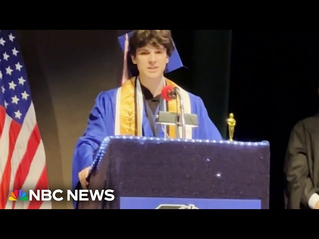 ⁣High school valedictorian gives unforgettable graduation speech after personal tragedy