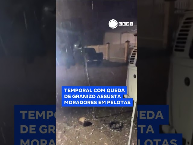 ⁣Temporal com queda de granizo assusta moradores em Pelotas. #RecordNews #Shorts