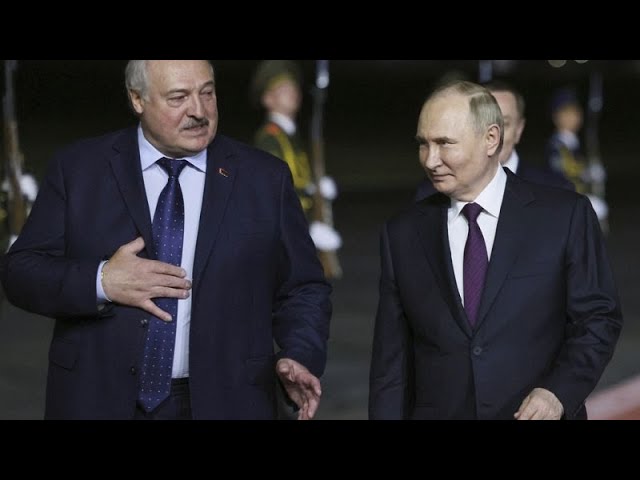 ⁣Putin cuestiona la legitimidad del Gobierno de Zelenski en su visita a Bielorrusia