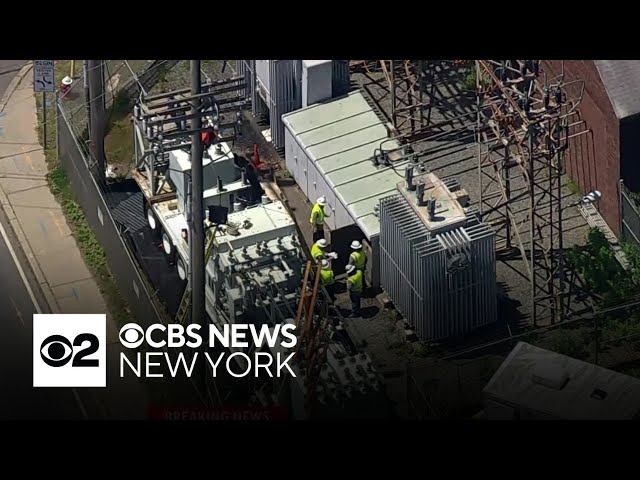 ⁣Power station explosion in New Jersey leaves thousands without power