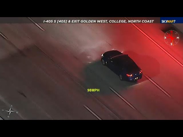 ⁣WATCH LIVE: Police chasing suspect at high speeds in Orange County