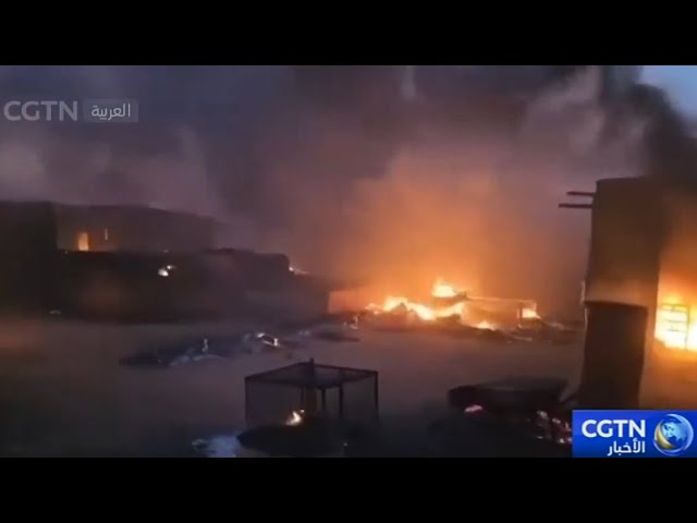 ⁣مخيم اللاجئين في مدينة الفاشر يتعرض للقصف