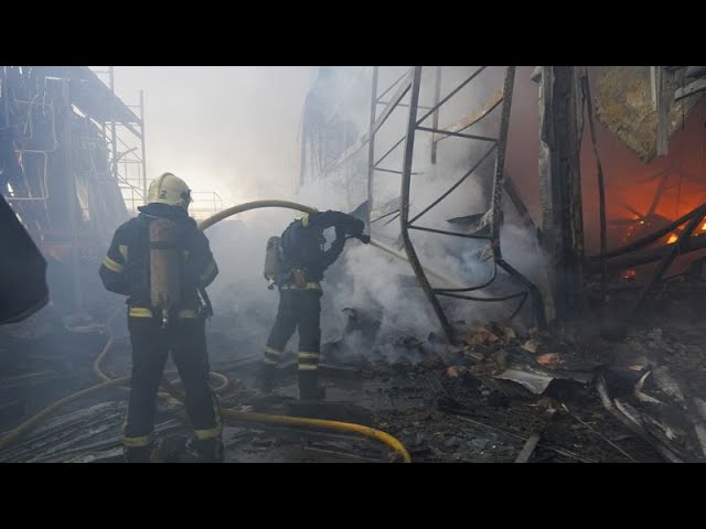 ⁣Russia hits Kharkiv supermarket in deadly attack