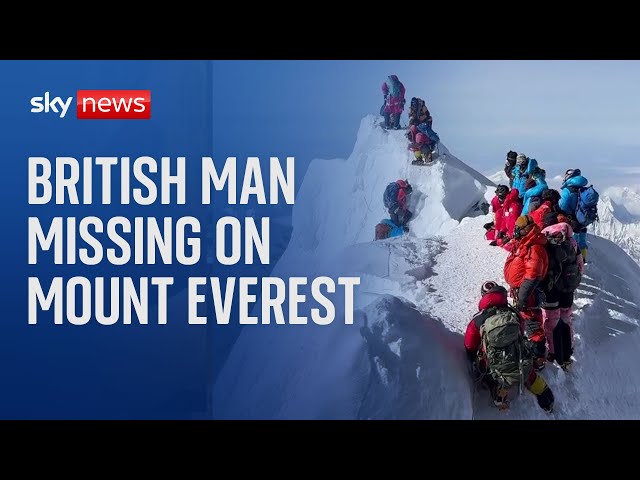 ⁣British man feared dead after disappearing on Mount Everest