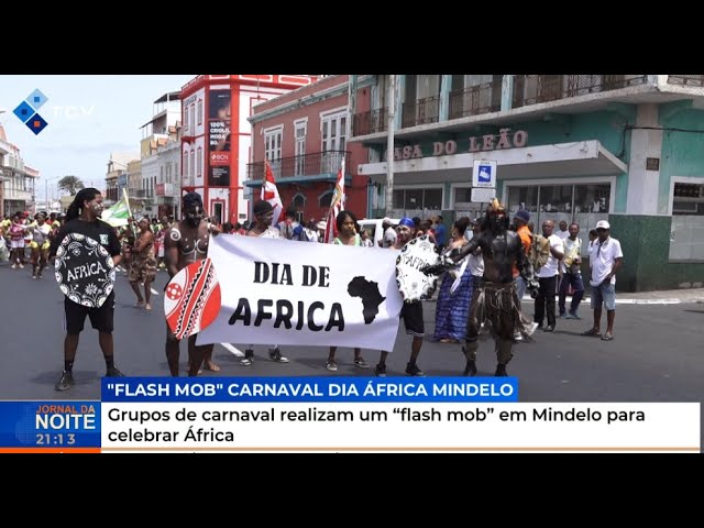 ⁣Grupos de carnaval realizam um “flash mob” em Mindelo para celebrar África