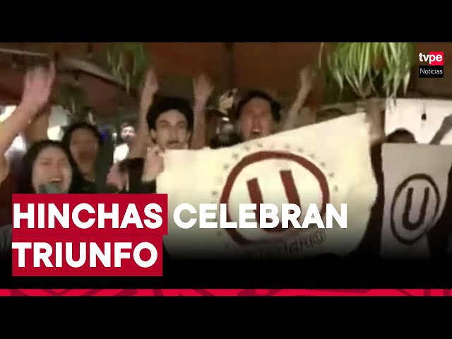 Hinchas de Universitario de Deportes celebran el triunfo como ganador del Torneo Apertura