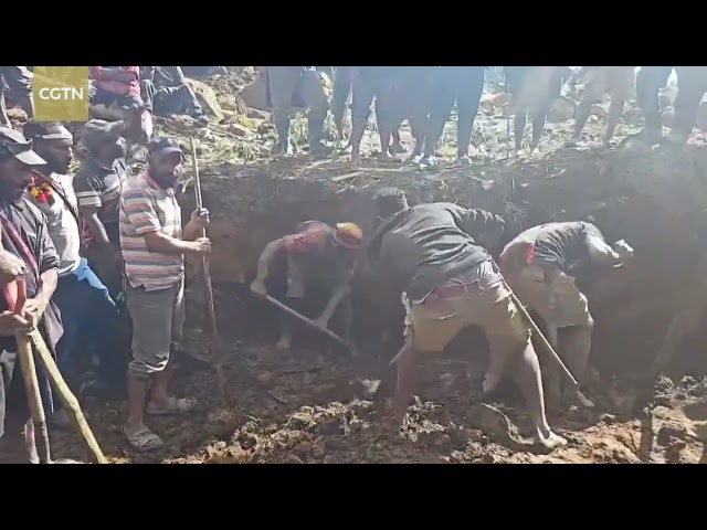 ⁣Over 670 people believed dead in massive landslide in Papua New Guinea