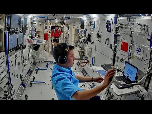 ⁣Shenzhou-18 crew conducts scientific experiments in space