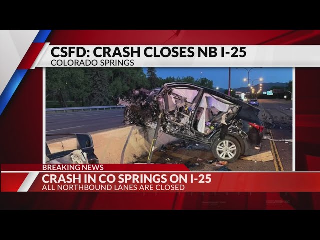 ⁣Two drivers and one pedestrian dead after crash on I-25