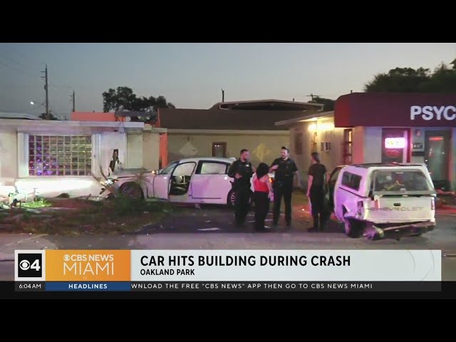 ⁣Two vehicles collide, sending one into an Oakland Park building