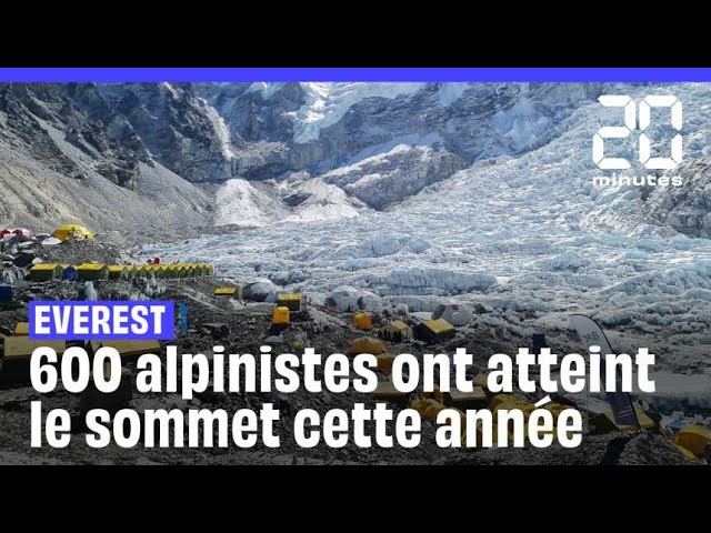 Des centaines d'alpinistes ont atteint le sommet de l'Everest pendant la saison d'alp