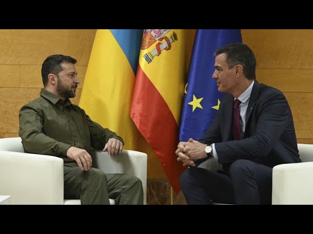 ⁣L'Espagne fournira à l'Ukraine des armes d'une valeur record de de 1,129 milliard d&#
