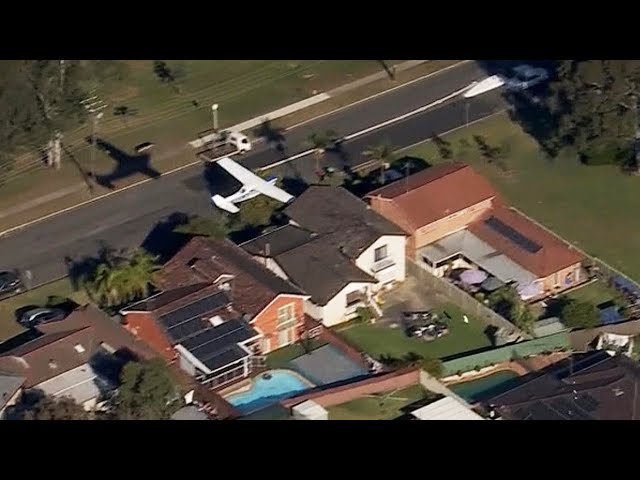 ⁣WATCH: Small plane makes dramatic crash landing in Australia