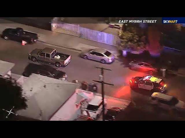 ⁣WATCH LIVE: Authorities chasing suspect in Compton