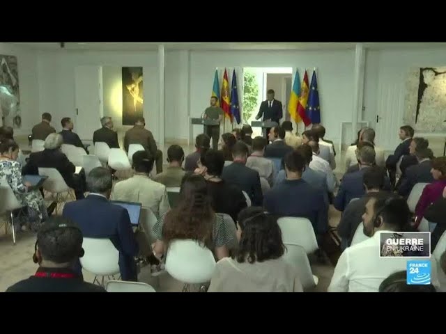 ⁣L'Espagne s'engage à apporter un milliard d'euros d'aide militaire à Kiev • FRAN