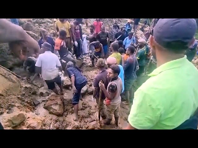 ⁣Thousands believed buried by landslide in Papua New Guinea