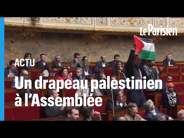 ⁣Gaza : un député LFI brandit un drapeau palestinien à l’Assemblée nationale