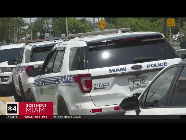 ⁣Woman found dead in Miami apartment building