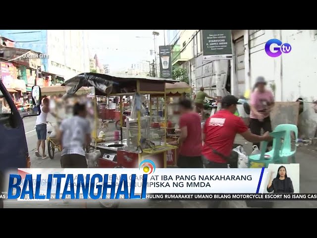 ⁣Ilang fishball cart at iba pang nakaharang sa bangketa, kinumpiska ng MMDA | BT