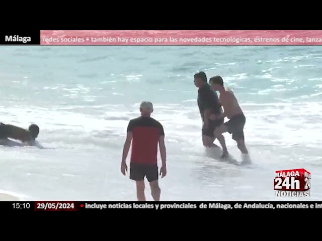 Noticia - Dos jóvenes senegaleses se lanzan al mar para salvar la vida a otro