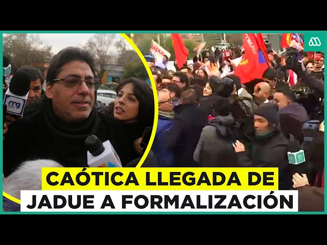 ⁣Caótica llegada de Daniel Jadue a Centro de Justicia para formalización por delitos