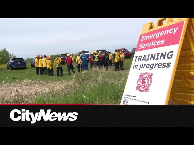 ⁣Firefighters learning how to manage wildfires in urban areas