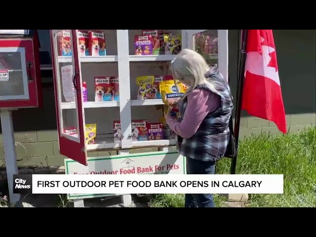 ⁣First outdoor Pet Food Bank opens in Calgary