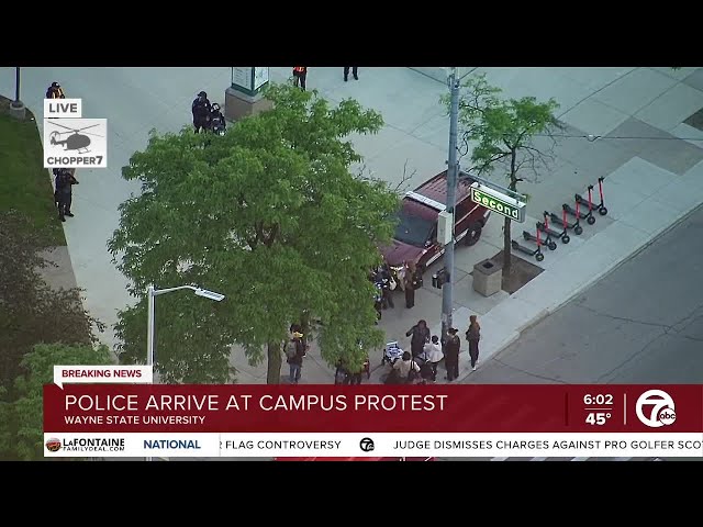 ⁣WATCH: Police arrive at campus protest to raid encampment at Wayne State University