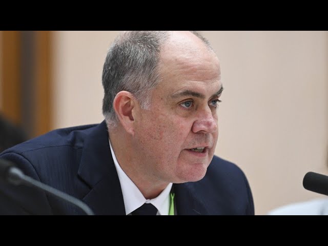 ⁣‘Not up to the job’: Michael Kroger hits out at ABC boss following Senate estimates