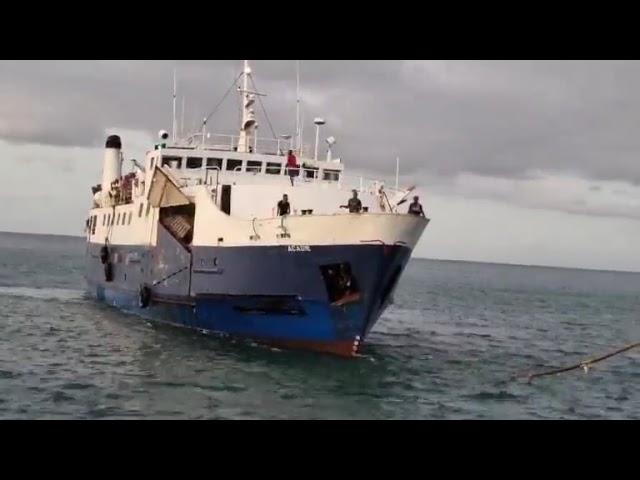 ⁣Suivez les événements depuis Moheli : l’arrivée du bateau