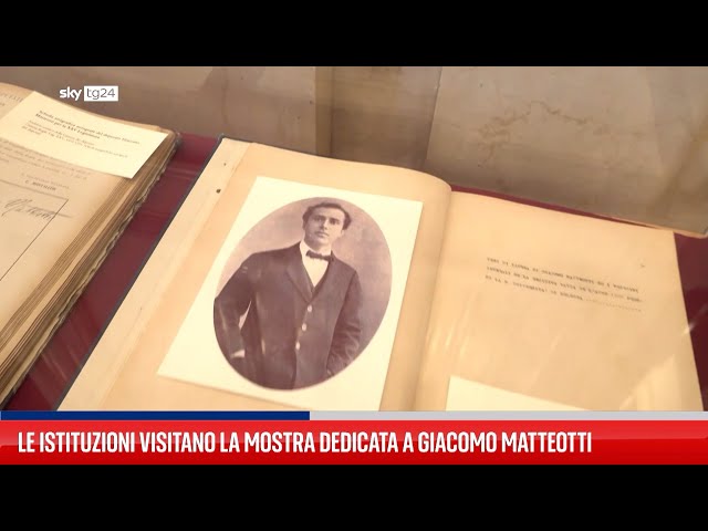 ⁣Le istituzioni visitano la mostra dedicata a Matteotti