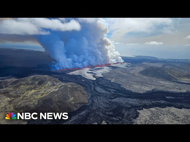 ⁣Icelandic volcano erupts again spewing lava 150 feet into the air