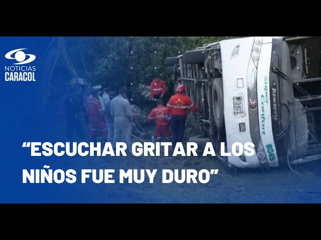 ⁣Hablan socorristas que atendieron fatal accidente de bus en Boyacá: "Fue impresionante la escen