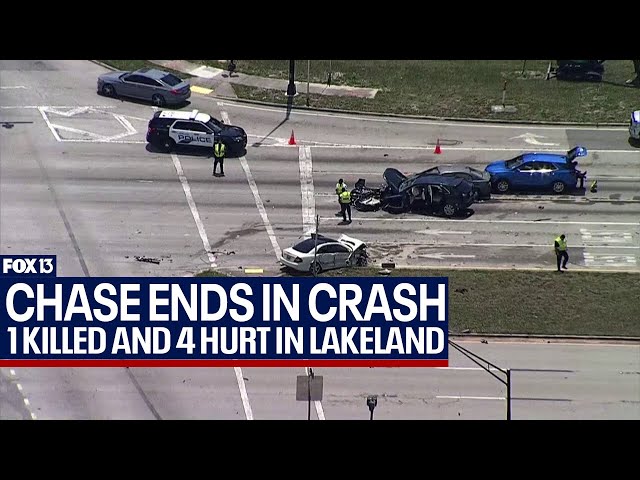 ⁣Police chase ends in deadly multi-vehicle crash