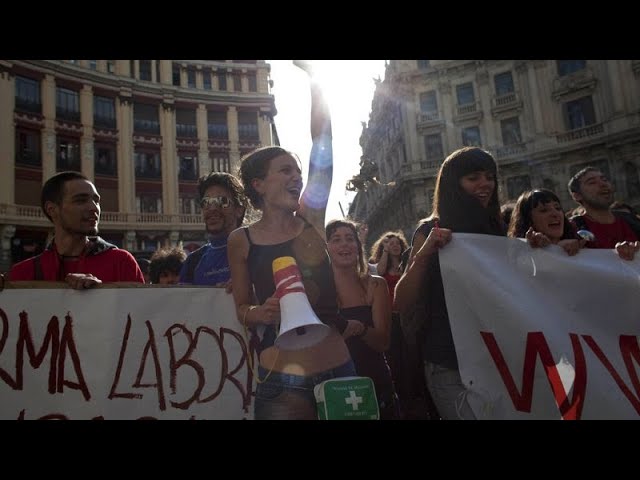 ⁣Las políticas de género dividen a la juventud española