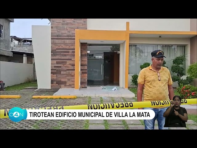 ⁣Tirotean edificio municipal de Villa la Mata