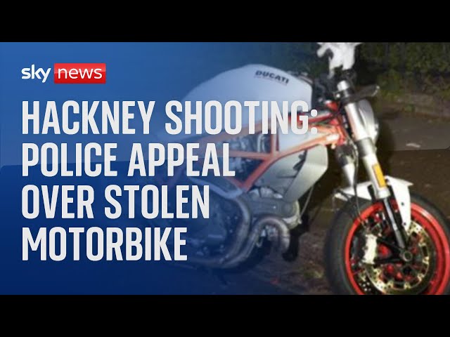 ⁣Police appeal for information on stolen motorbike used to shoot four people in Hackney