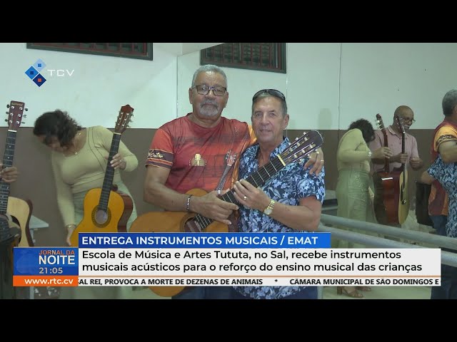 ⁣Escola de Música e Artes Tututa, no Sal, recebe instrumentos musicais acústicos