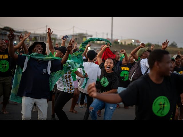 ⁣South Africa's ruling party set to lose majority after 30 years in power