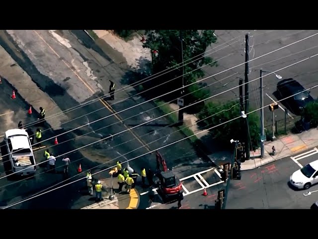 Water main break disrupts businesses, tourist attractions in Atlanta, U.S.