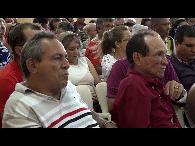 ⁣Sesiona en #PuertoPadre Asamblea Municipal del Poder Popular