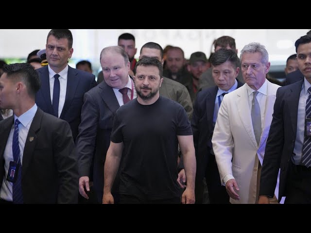 Volodymyr Zelensky arrives in Singapore for Shangri-La Dialogue