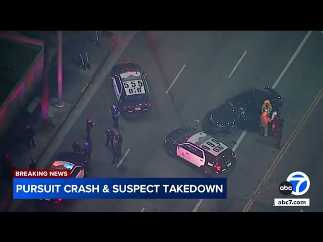 ⁣Man in custody after chase ends in crash in Hollywood