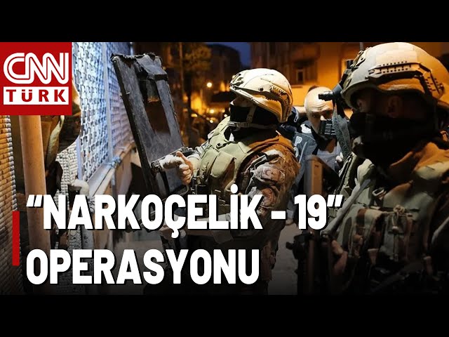 ⁣İstanbul'da Zehir Tacirlerine Operasyon! Polis Ekipleri 8 Şüpheliyi Kıskıvrak Yakaladı!