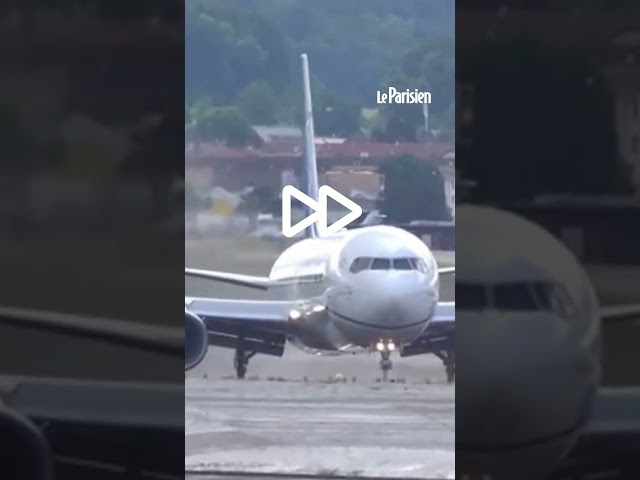 ⁣Ce Boeing 767 rebondit sur la piste d’atterrissage, tangue et redécolle en urgence