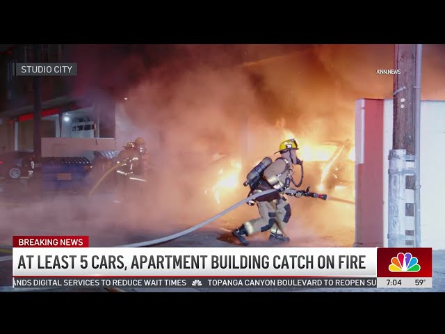 ⁣At least 5 cars, apartment building catch on fire in Studio City