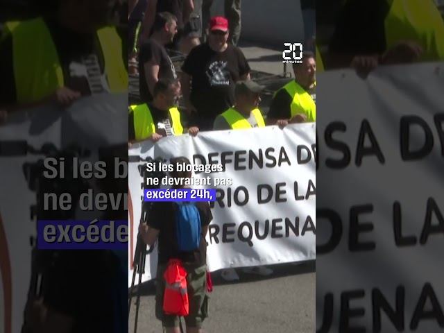 ⁣Des agriculteurs bloquent la frontière franco-espagnole pour « peser » sur les élections #shorts