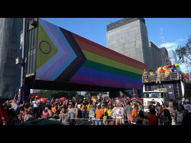 ⁣LGBTQ-Pride-Parade: Sao Paolo erstrahlt in Regenbogenfarben
