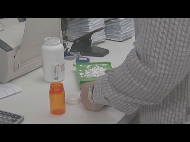 ⁣Polis signs bill to make prescription drug labels more accessible